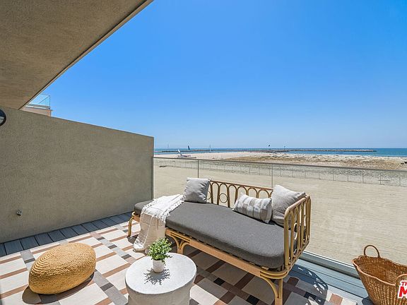 3rd image of 6 Voyage St APT 204