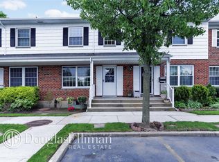 680 Front St APT D, Hempstead, NY 11550