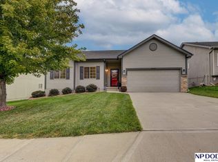 16526 Meredith Ave, Omaha, NE 68116