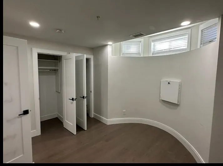 2 bed, 9999 sqft, $3,800 — Photo 4