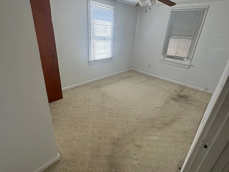 619 S Independence St — Photo 13