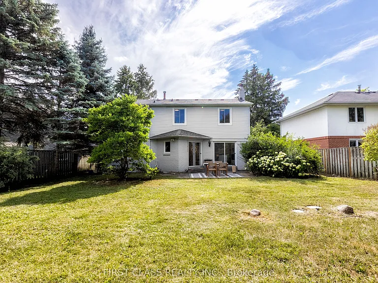 679 Village Pkwy — Photo 40