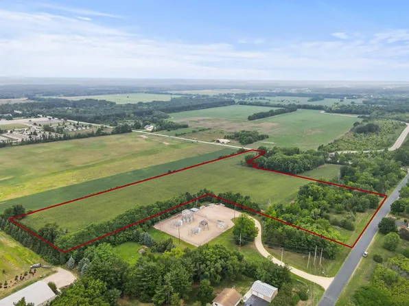 Fox Hill N Reedsburg, Baraboo, WI 53913