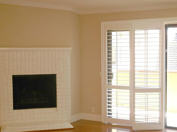 5th image of 8840 Villa La Jolla Dr Unit 314