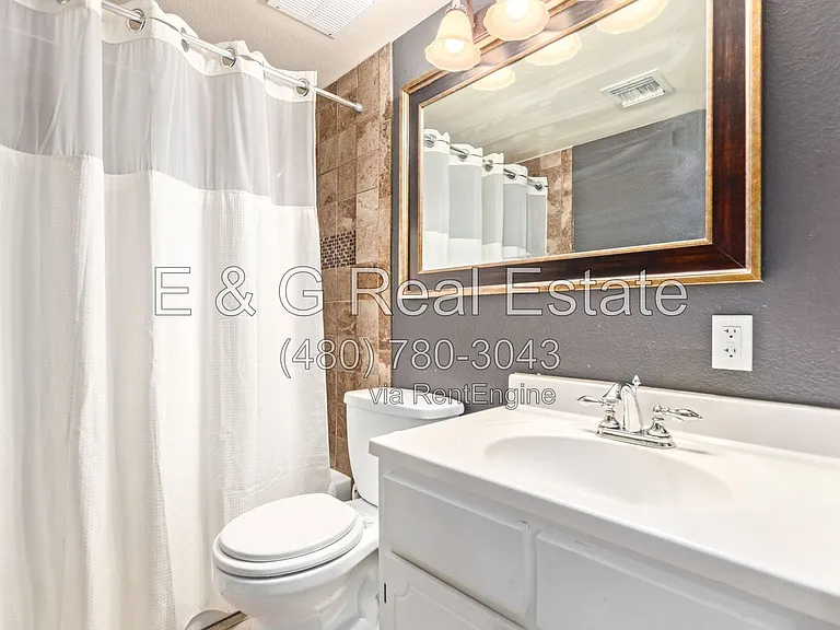 3626 N 37th St #11 — Photo 14