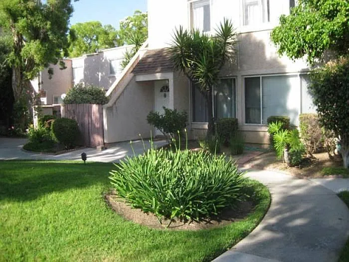 18501 Mayall St #F — Photo 1