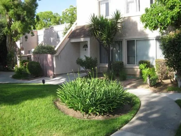 18501 Mayall St Unit F, Northridge, CA 91324