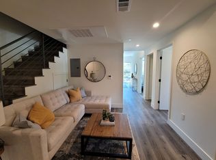 862 Moraga Dr., Los Angeles, CA 90049