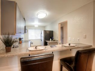 280 Newport Way NW #B-13, Issaquah, WA 98027