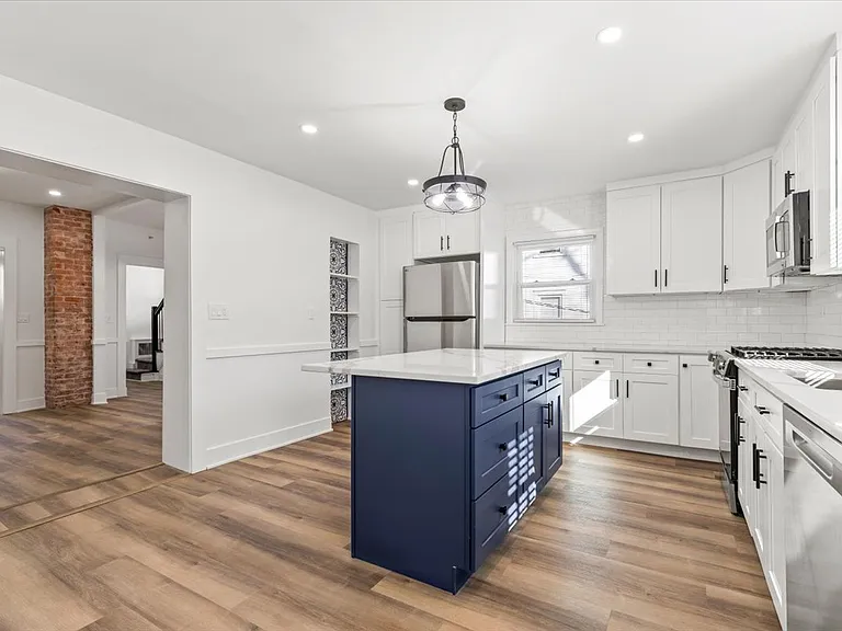 19 Maple Ave #A — Photo 8