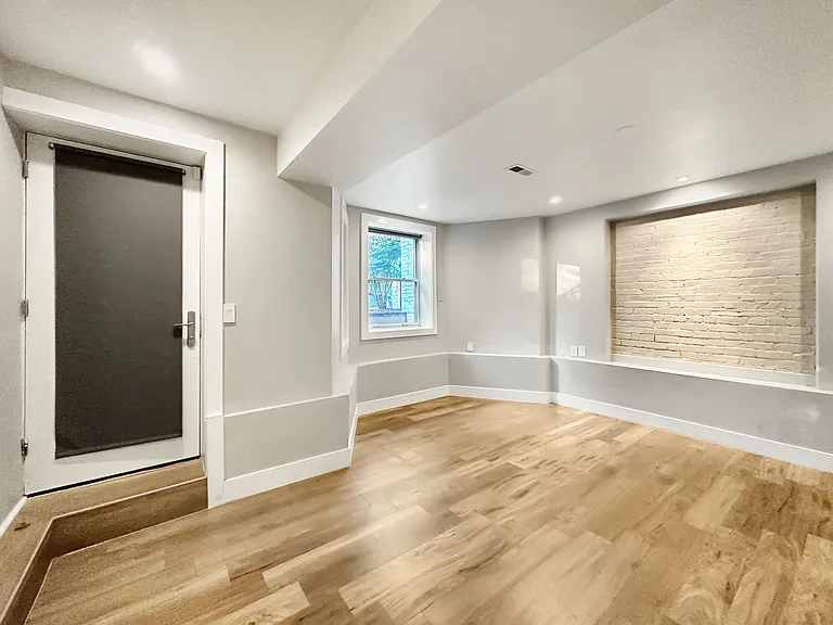 122 Bryant St NW #1 — Photo 25