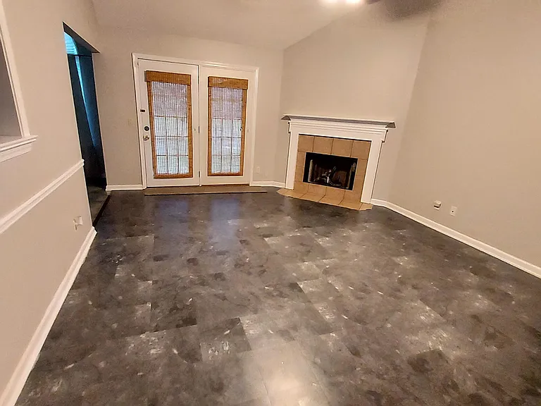154 Brookstone Way — Photo 3