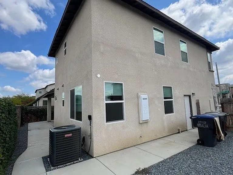 4537 S Ernest St — Photo 26