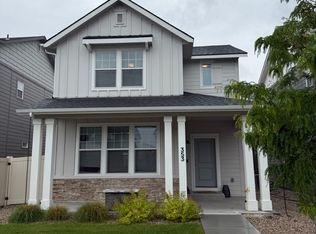 353 S Calf Creek Ave, Meridian, ID 83642