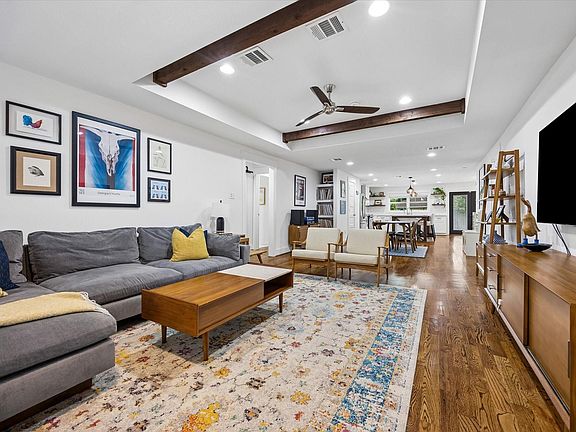 5th image of 4711 Edison St