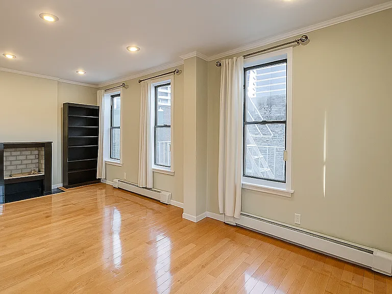 206 E 124th St #2C — Photo 3