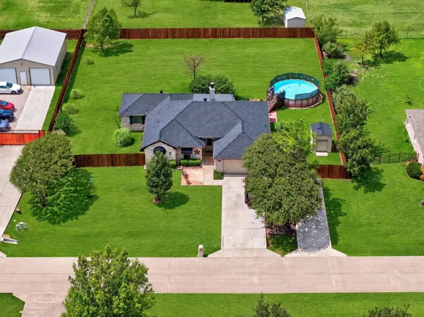 107 Cottonwood Dr, Fate, TX 75189