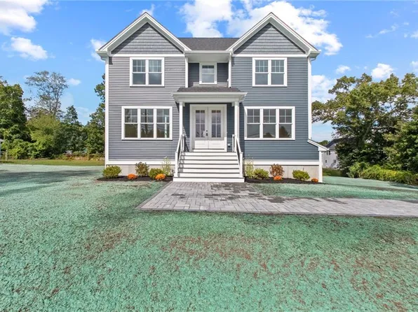 1078 Taunton Ave, Seekonk, MA 02771