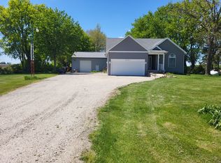 4509 Island Rd, Harvard, IL 60033