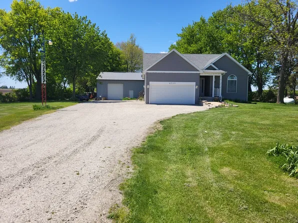4509 Island Rd, Harvard, IL 60033