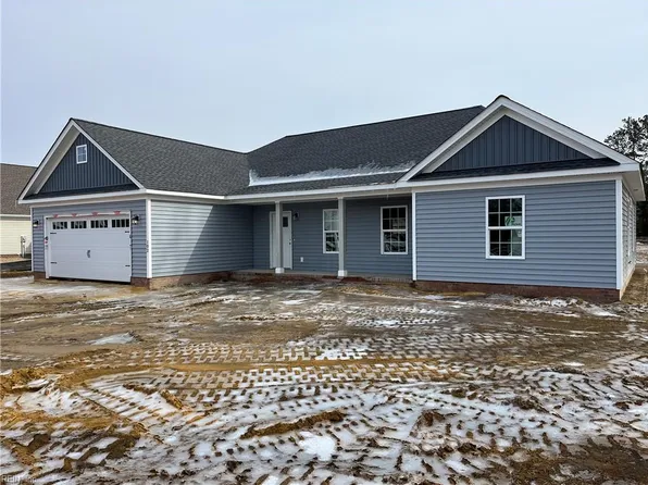 102 Andrews Ave, Franklin, VA 23851