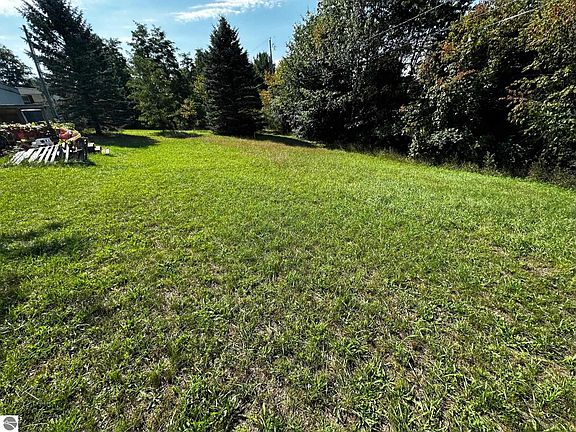 5th image of 1554 Keystone Hills Dr