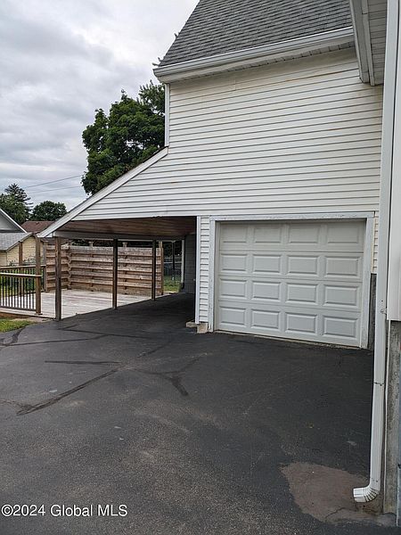 4th image of 1019 Spring Avenue Ext.