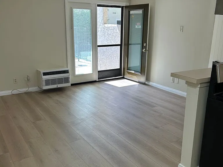 18550 Prairie St. — Photo 26