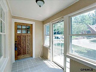 2nd image of 5834 Woolworth Ave