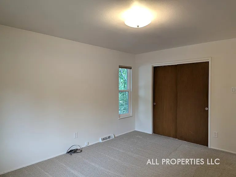 6905 E Hillside Pl — Photo 32