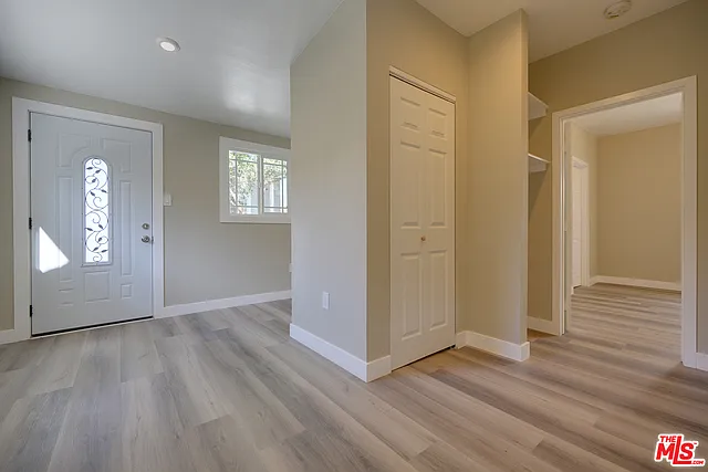 1127 N Formosa Ave — Photo 21