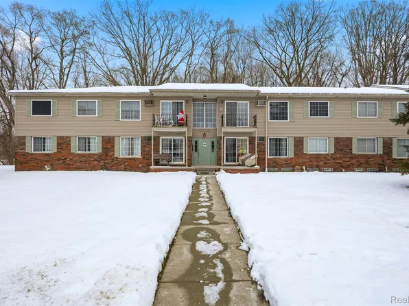 8188 24 Mile Rd, Utica, MI 48316