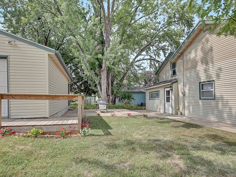 Listing photo 4