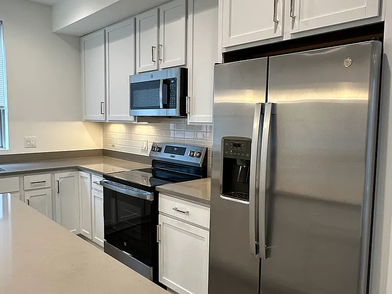 3004 Birchview Walk — Photo 3
