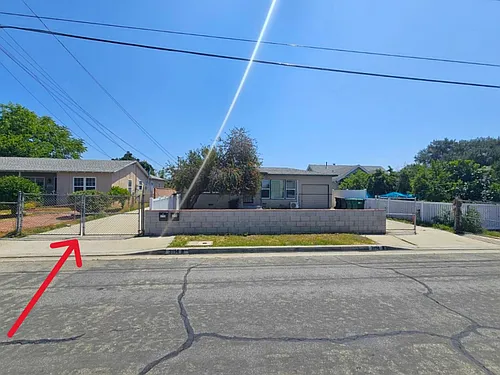 3112 Center St Photo 1