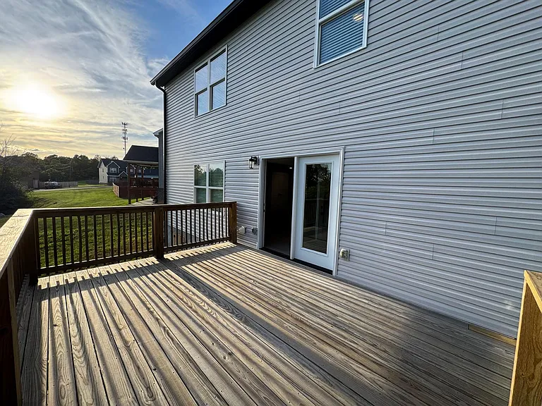 7705 Fox Valley Ln — Photo 16