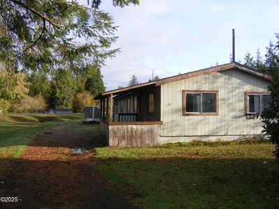 178 SE Egbert Ave, Siletz, OR, 97380
