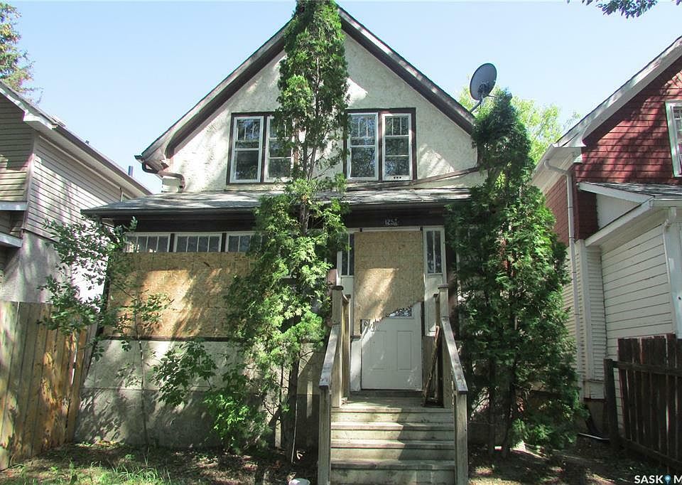 2nd image of 1251 Rae St