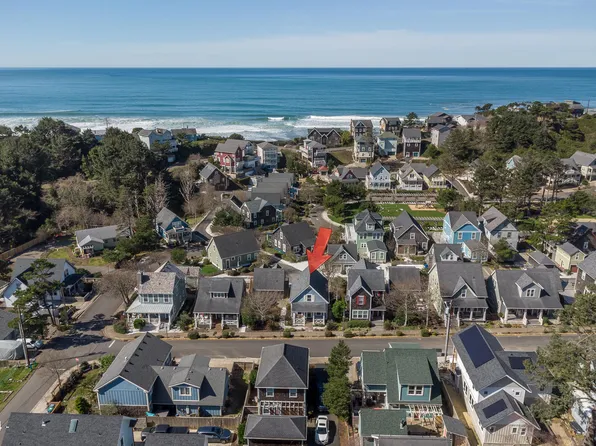 2767 SW Beach Ave, Lincoln City, OR 97367