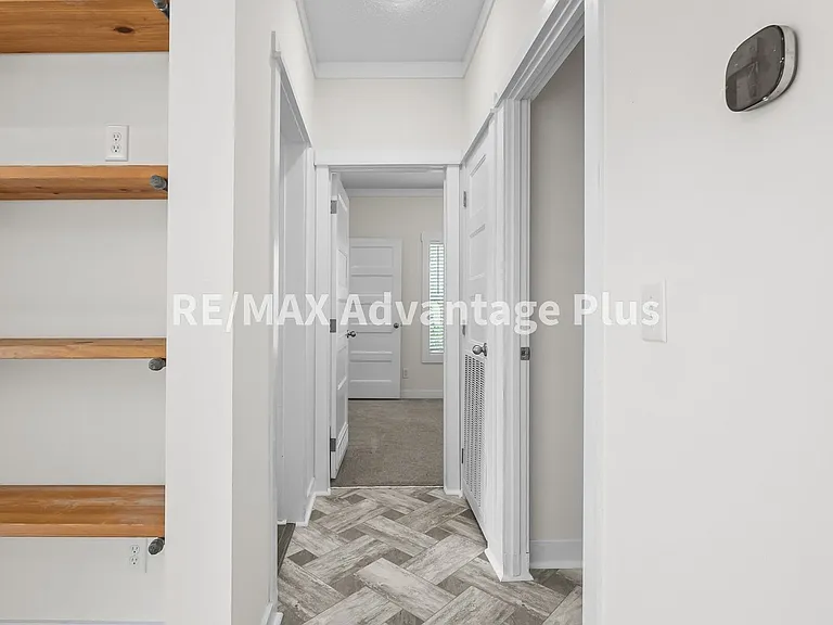 1407 Paradise Rd — Photo 25