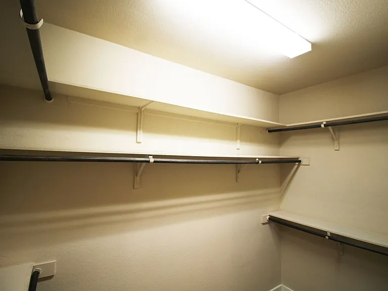 523 High Tech Dr — Photo 10