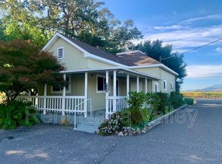 83 Zinfandel Ln, Saint Helena, CA