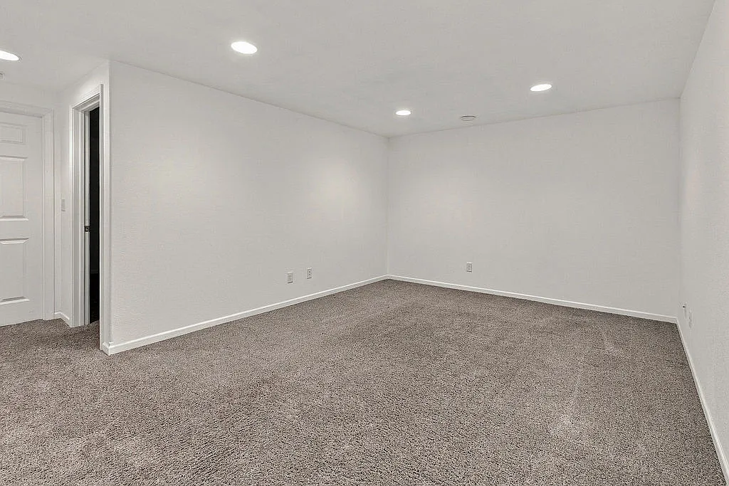 1625 10th Ave E #210 - 1 — Photo 3