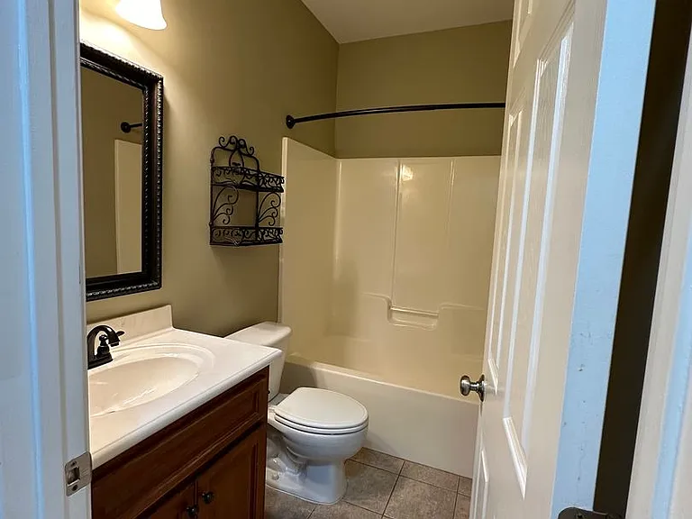 340 Clearwater Hbr — Photo 12