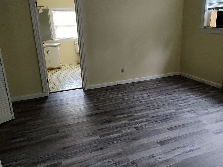 104 3rd Ave — Photo 13