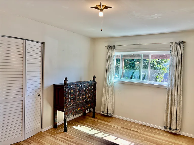 448 Ben Ct — Photo 12