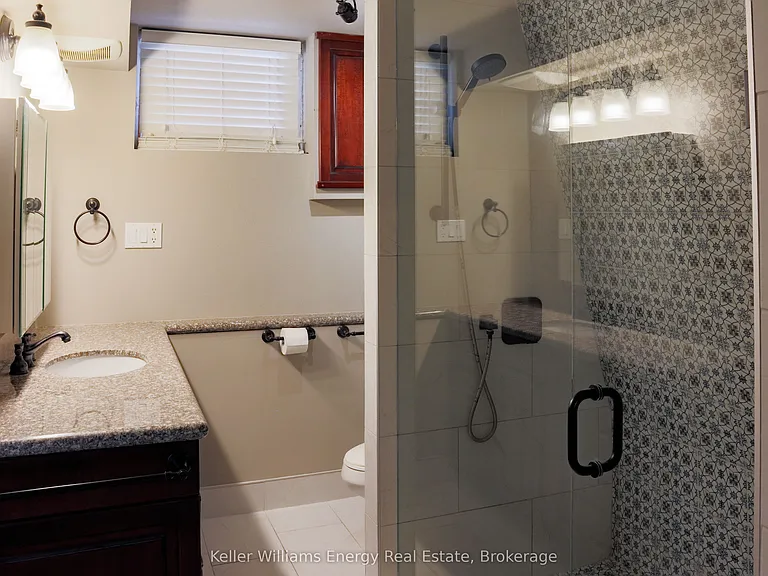 349 Adelaide Ave W #1 — Photo 15