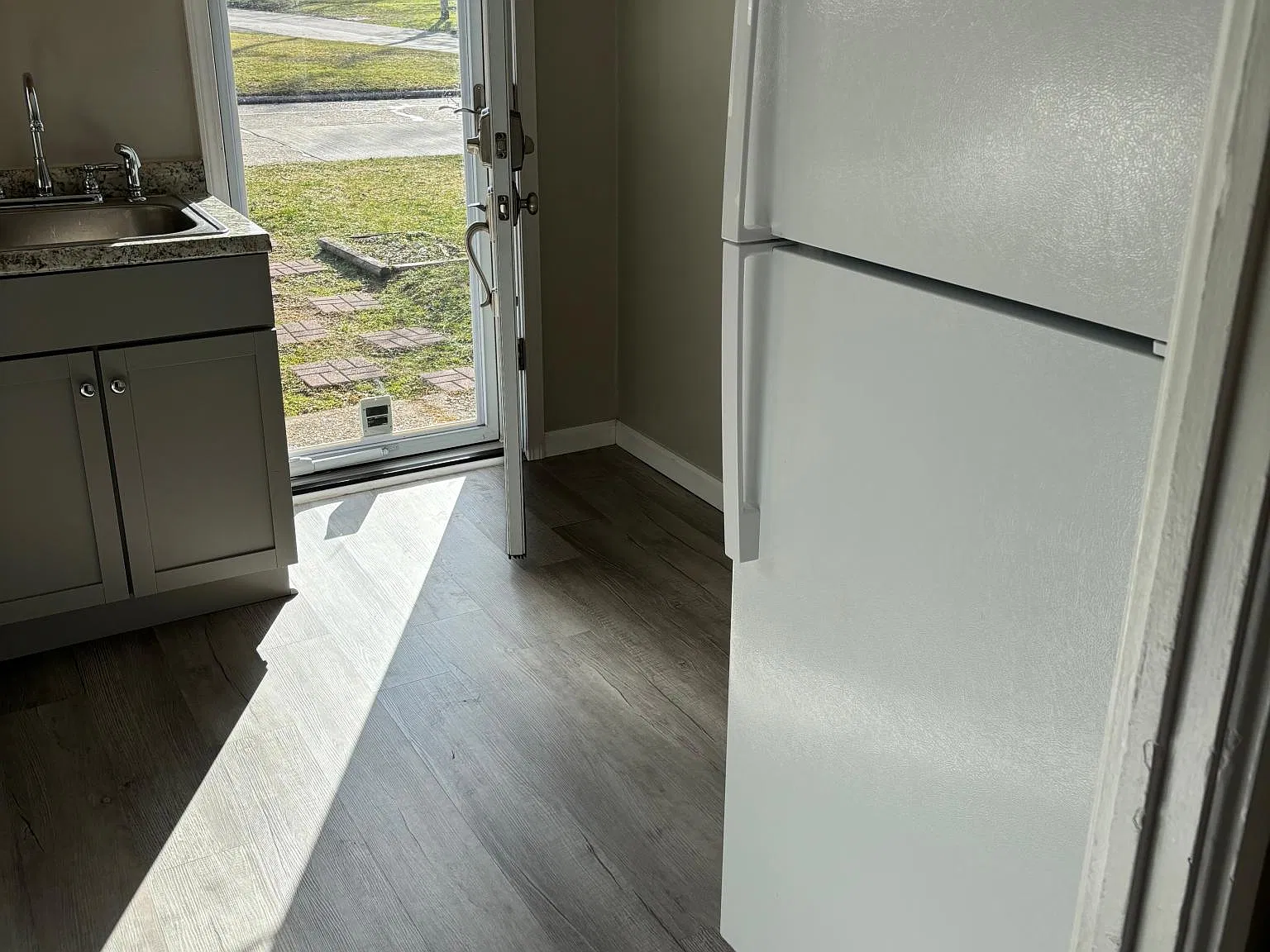 6901 Riverside Pl — Photo 3