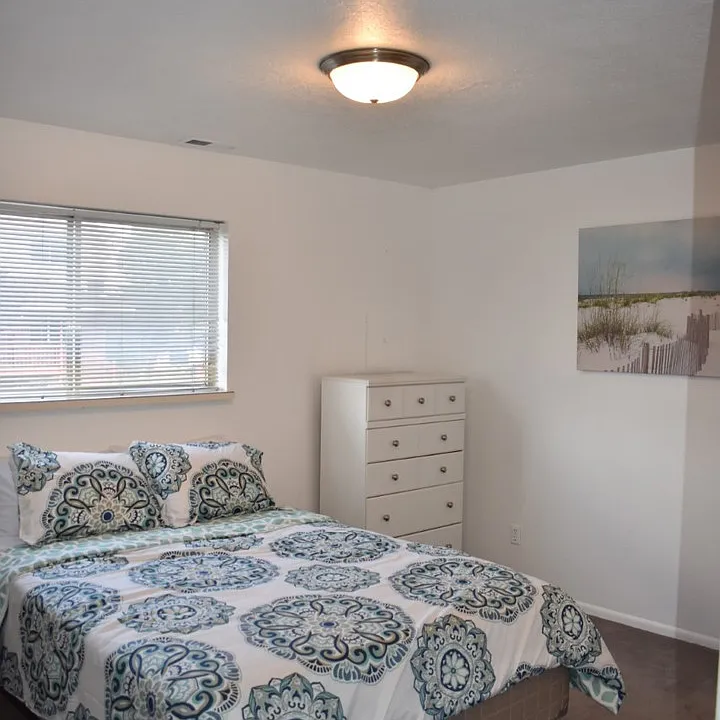 750 W Hwy #1-4