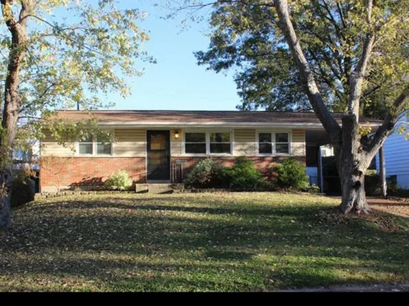 10536 Fabick Dr, Saint Louis, MO 63123